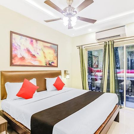 Capital O 64180 Adam'S Beach Resort Baga Esterno foto