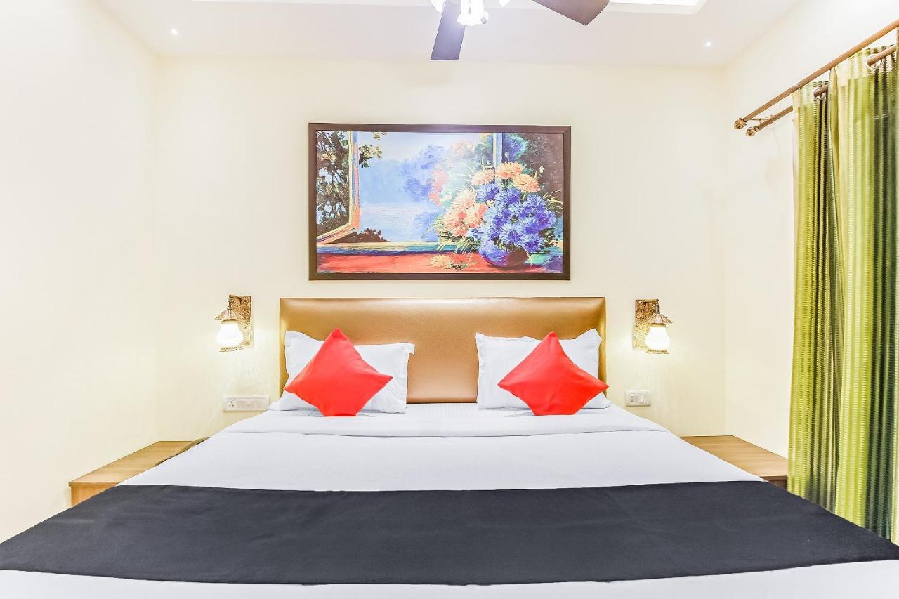 Capital O 64180 Adam'S Beach Resort Baga Esterno foto